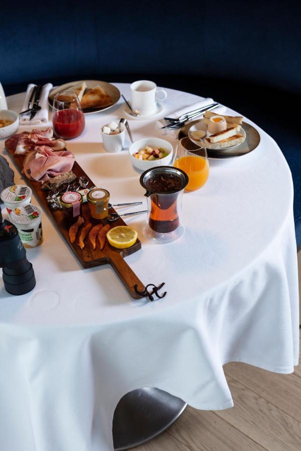 Hotel & Restaurant Origines Par Adrien Descouls - Teritoria Le Broc  Zewnętrze zdjęcie