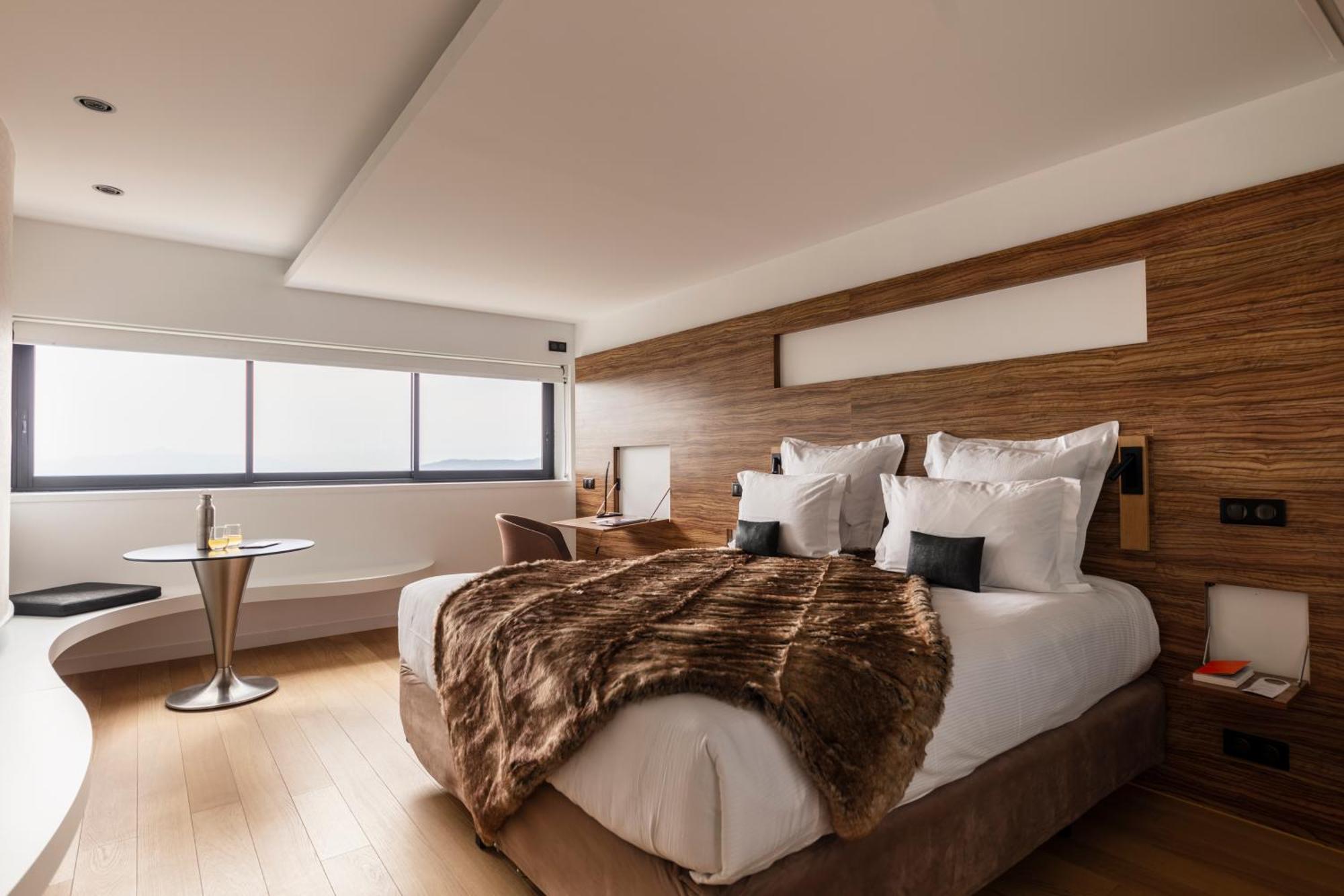 Hotel & Restaurant Origines Par Adrien Descouls - Teritoria Le Broc  Zewnętrze zdjęcie