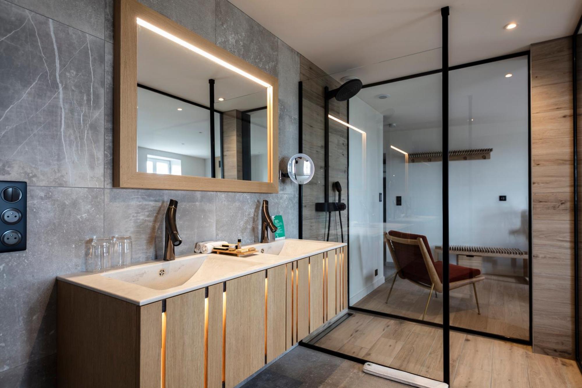 Hotel & Restaurant Origines Par Adrien Descouls - Teritoria Le Broc  Pokój zdjęcie