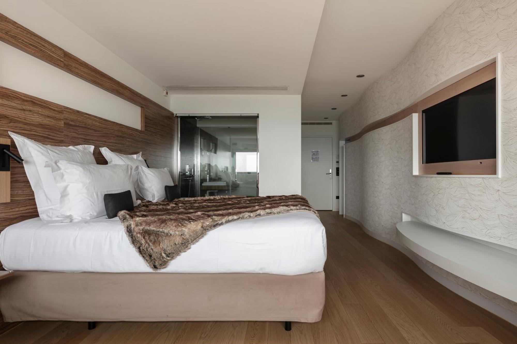 Hotel & Restaurant Origines Par Adrien Descouls - Teritoria Le Broc  Pokój zdjęcie